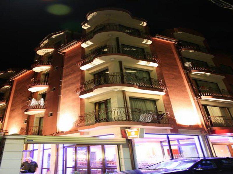 FE72A8677EBAC6FB9C011DBBF5DC03C1