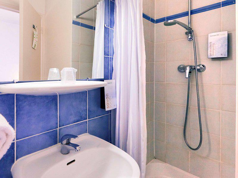 F330CEFB4FCE238A0654081053ADFB4A