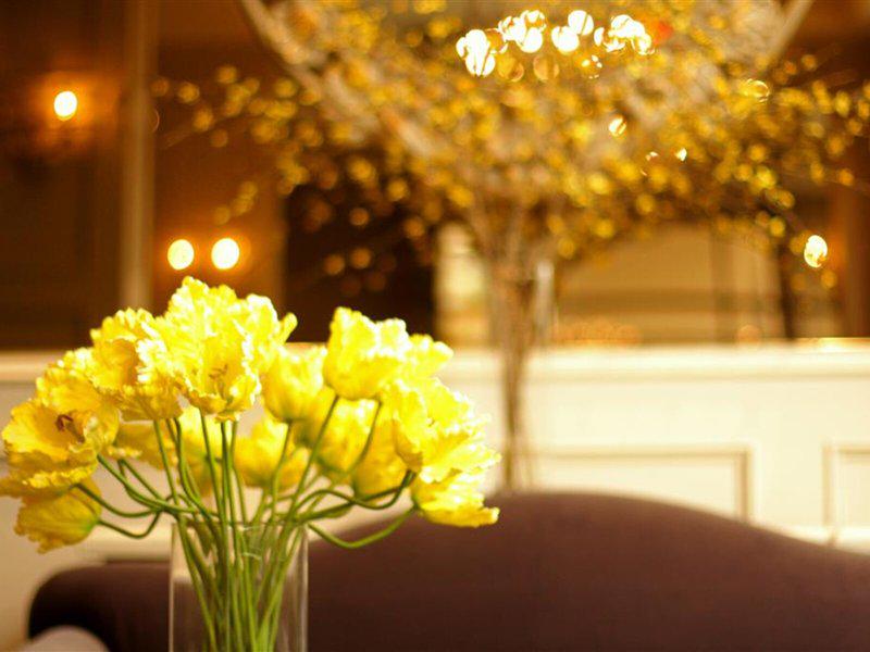 11D999B7C0F8BB7575B3C48F26084255