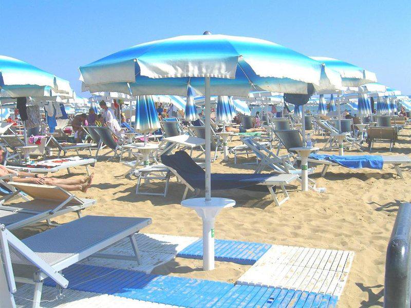 2DE19D2B6104154E896432F4F23A79A8