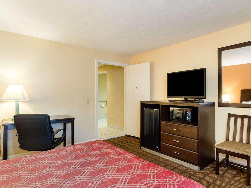 35BB5608A297AF52849757A439FF8E4D