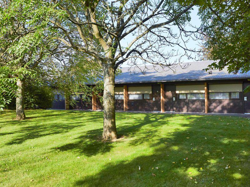 93EC756FD4E9202D877AF8DE9818492C