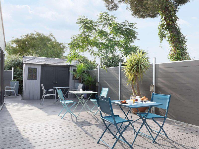 E2B45F7D03E1B616440BB07035800081