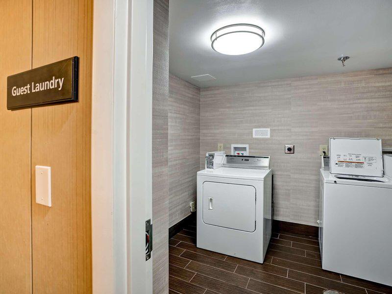 47124CBFE643C6791D3083EC57981A99