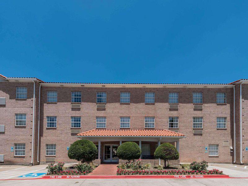 8C3C6A37770BC9B995ABD01803542493