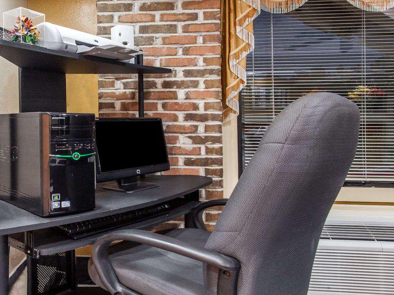 C6478E334B668596809E6DFA0EC2B1A5