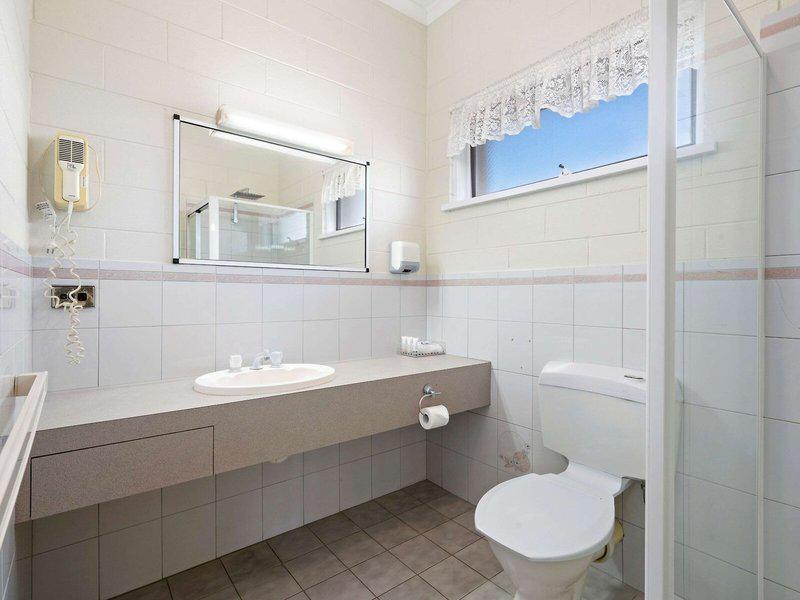 D3E3B29B9F67BDC69F285E3F0C70B991