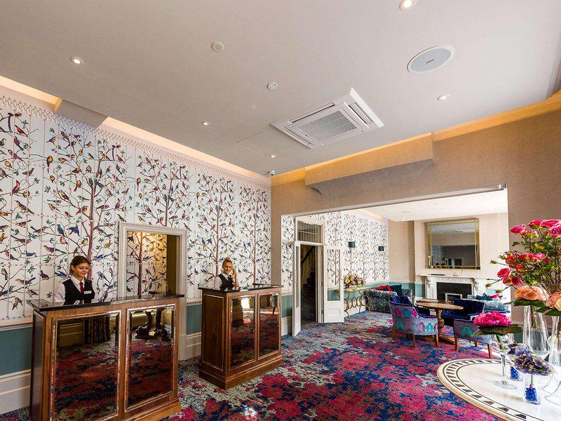 221E4A029C0802D313F60AD4033DE078