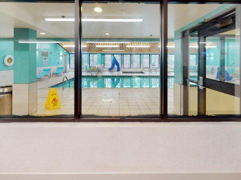 B87F7B247E7B836BF52677CBB0F57AA9