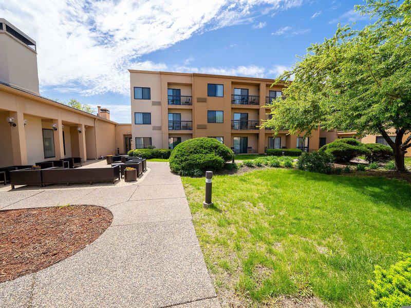 C1D643900C6ECE38DA2A3249C5A0DAE0