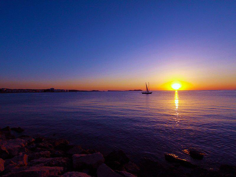 2E8C77F02117C1F2165BF80F17F0200A