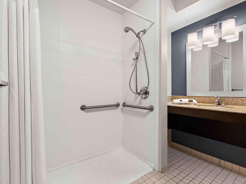 AE85975D2D5A6B3CCCDCFD65398EA9CA