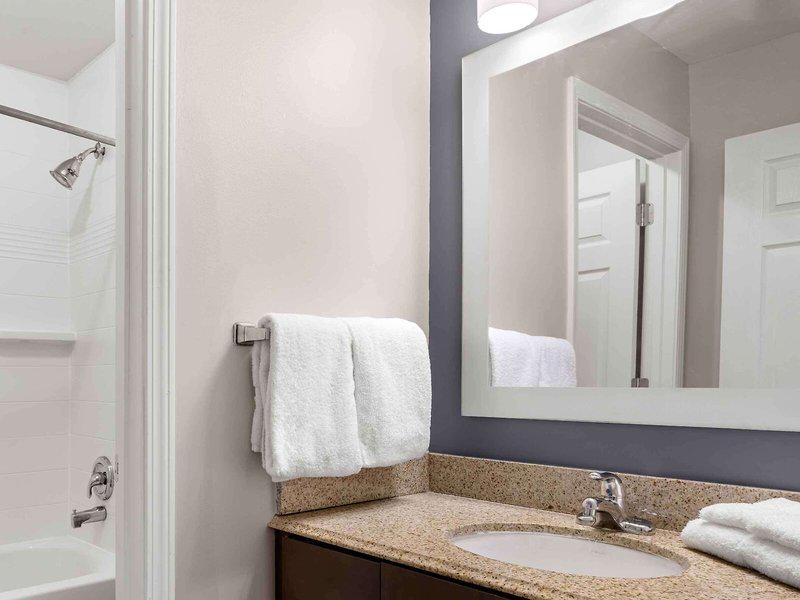 465E4BAE0CFE516141A36593FD7304B2