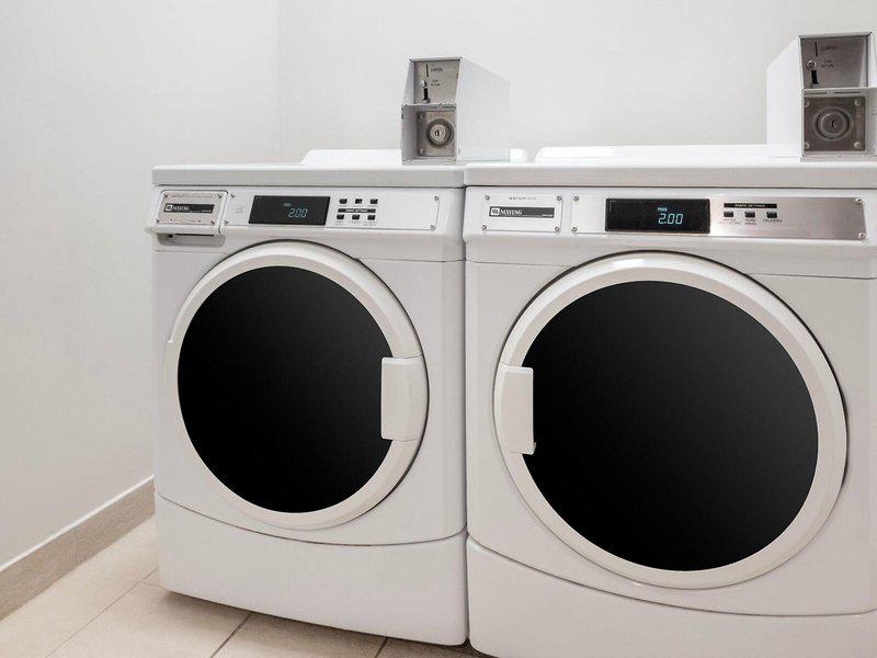 56B0A2FC99BDD7C9743B5C7BEBC67207