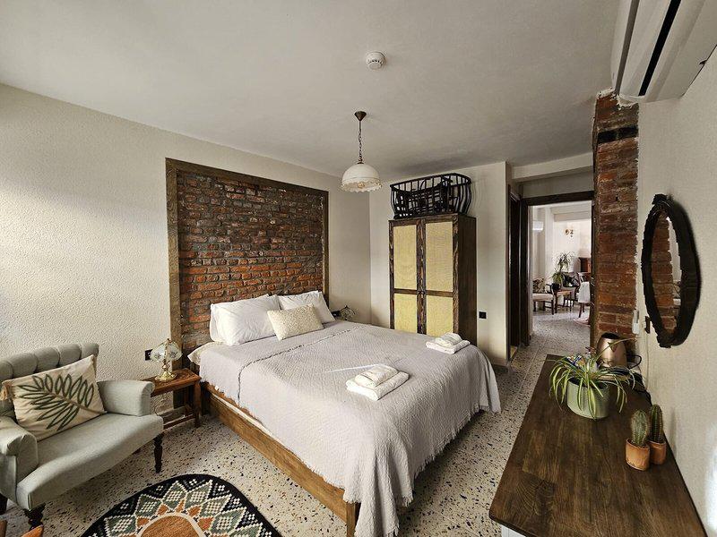 329F7F213FB16D673BC8D65707B563D6