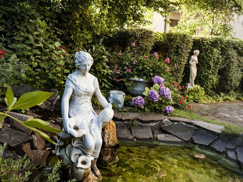 8201E5C49F8006B420A1A86A1823AE8D