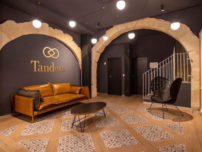 B0949728239CE361FAF37408BD74C851