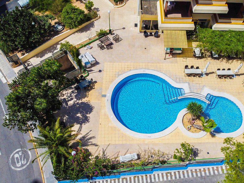 4CD7D92F2A9755A8357FDDBD21D029D0