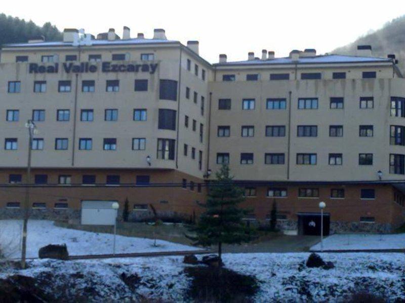 63AD2A4AF29B280EA47C3F67D53E5D60