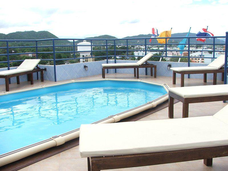 0EFD3CCC5E9893B5866627BE9991CEA2