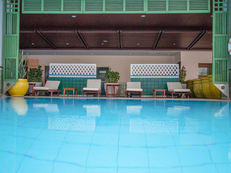 258025C857CD044AC9FF53E87135420A