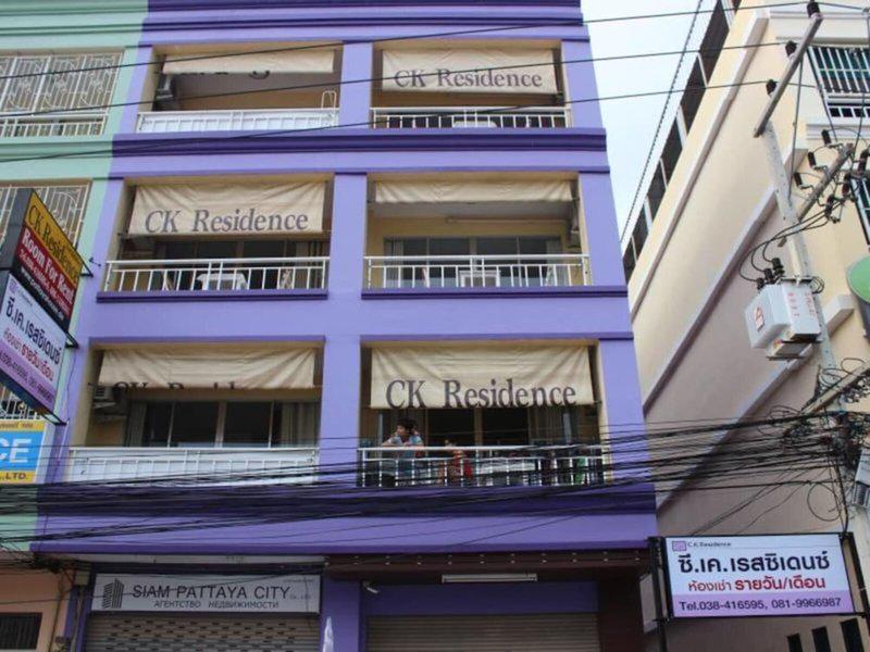 2F56B098525B192E02BA43718E6DEE35