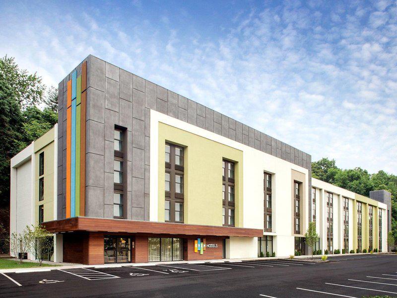 9597C2C5DC4F769D7A38E32A282A9279