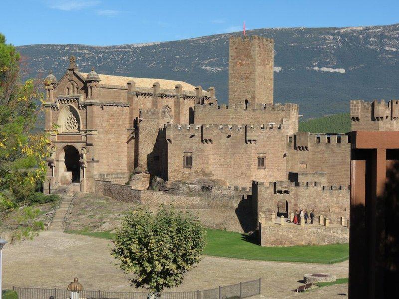 FF7AA76C3BADCD894F360589BAC25657