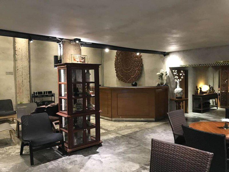 B66E38E90AC09780A455406E44EDA52D