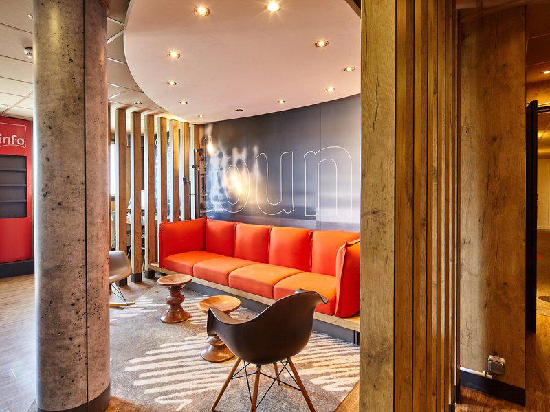 CDC71E7F784DB9E45F6767D8B8E4F7B5