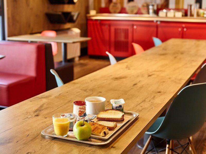 F612562FCD8B4185FD6FB1B25AA895B9