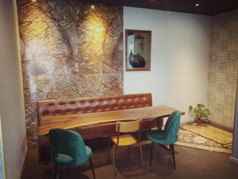 B1ED217FBFF33415206344E5A7B2E04A