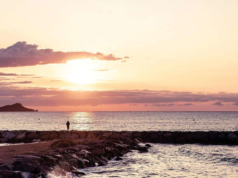 F09629AD5CA65AA494435126C534063E