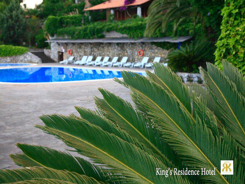 898EE8D112F69A0837D56D901A7667FB