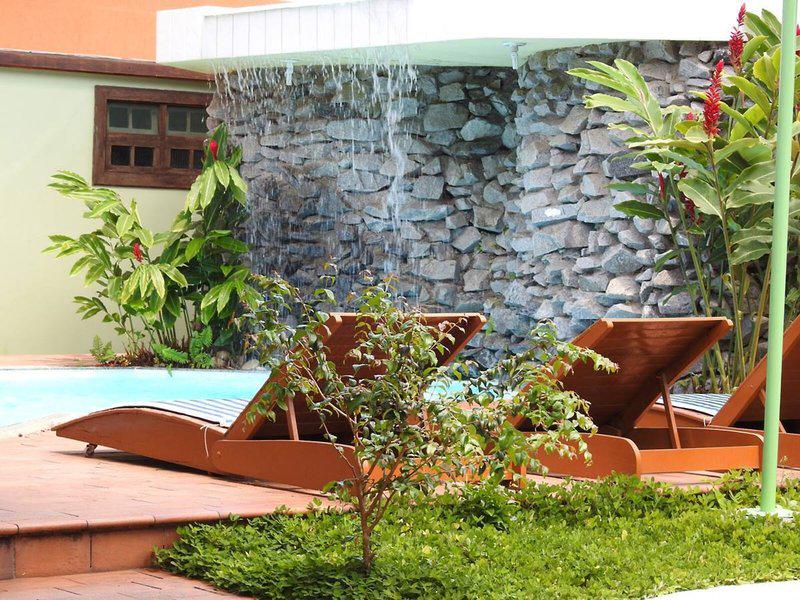 30FADF0F8FC510A3C190CF0F71E0E053