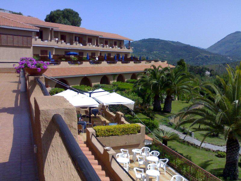 EF28858C72B65557A6FEDD63EBC8FE14