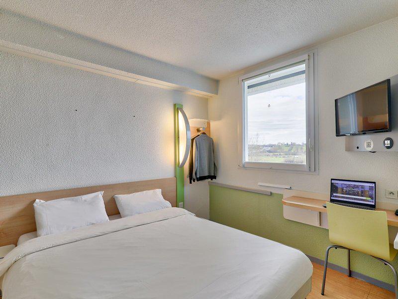 250A657E078A80B750AAB326D3A3EA83