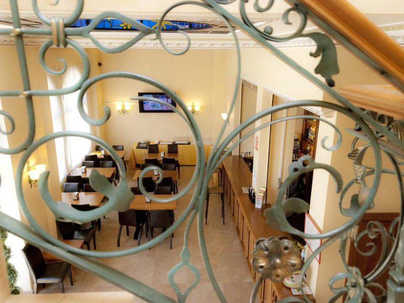 2A097C94629C12E2E6F3E31418C167BB