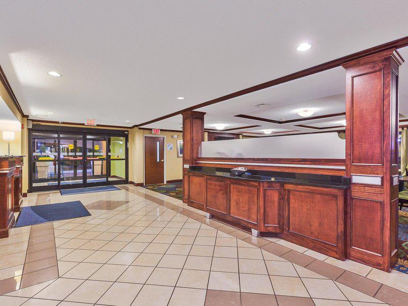 01F87B28BAAAD2F6C2FEB78130B037E9