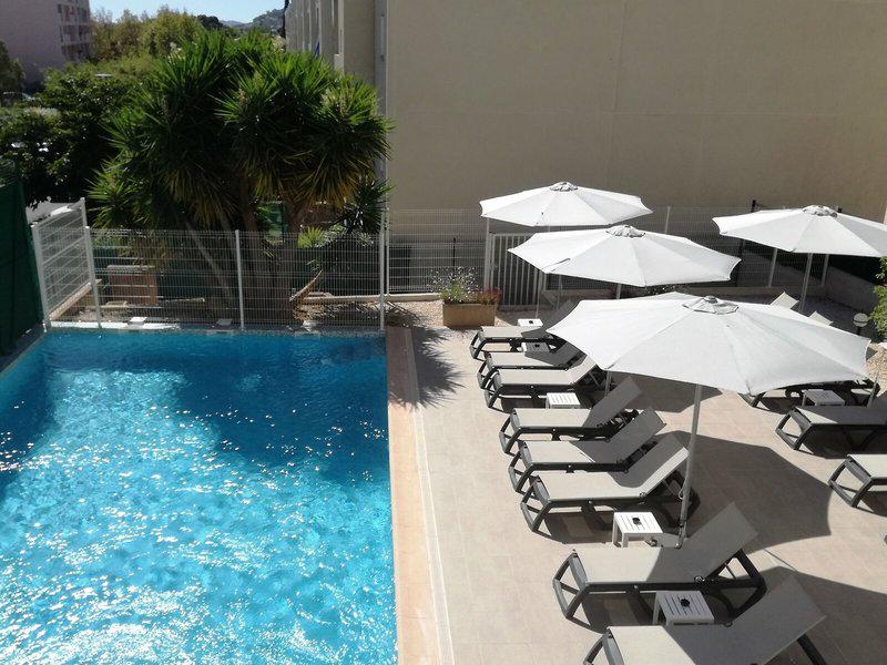 24DC03745D043BE3C6A8164BA811E1D2