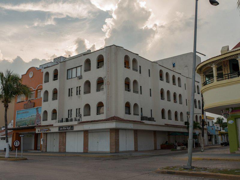 6F4647B3D5D6188113EF8865F80BE8BA