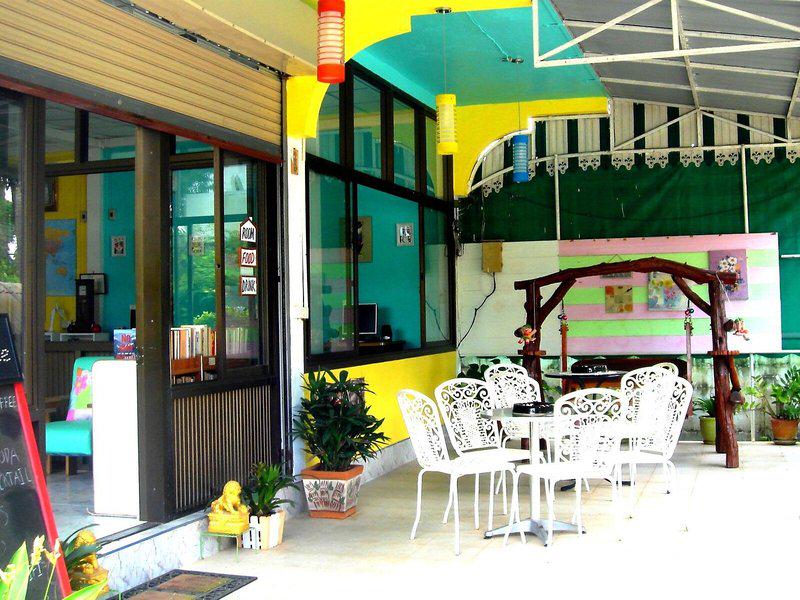 E51AA9EA6D4FDE9831FDD0EF53F73838