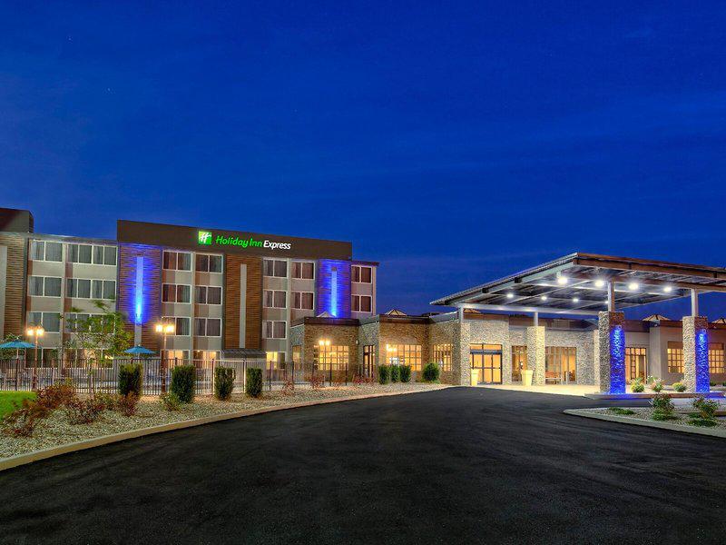 8FE528B3769679BEF8672410B7169766