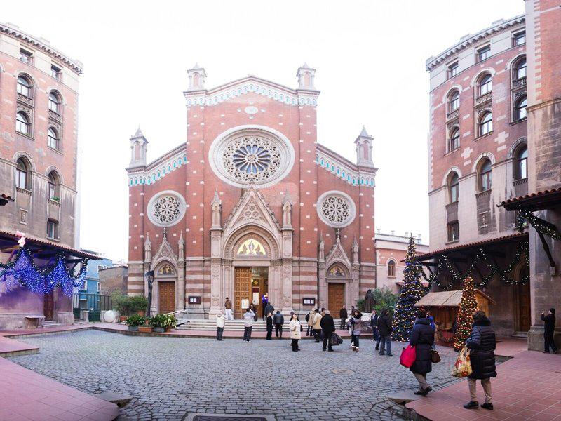 FBFBC8A8B72F24A0DB77A383BC793C7B