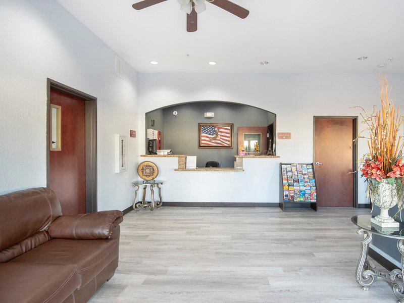 7F25C16102D60D39DDCC8B5D925C94BE