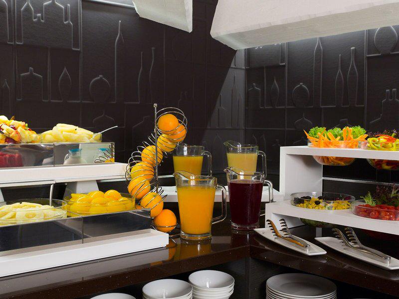 EDC8D49686818898EE1AD9193C1CF6E3