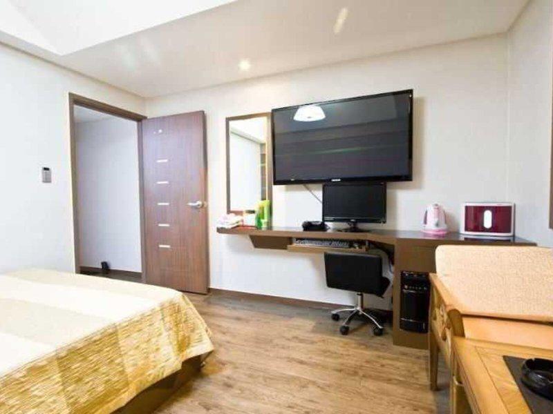 7EAC375243145D4D84BAC363F53668DA