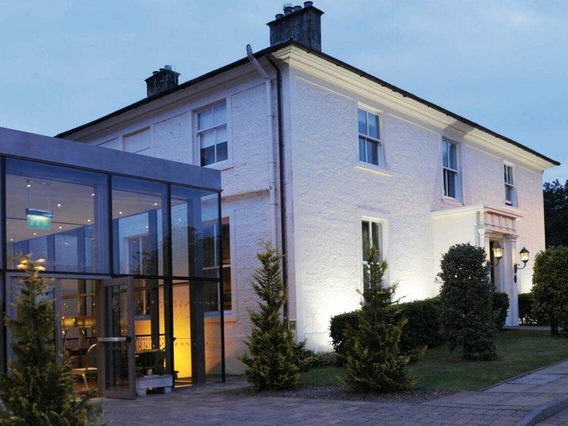 C06E5B2535E9501A3195EBFD16990A3E