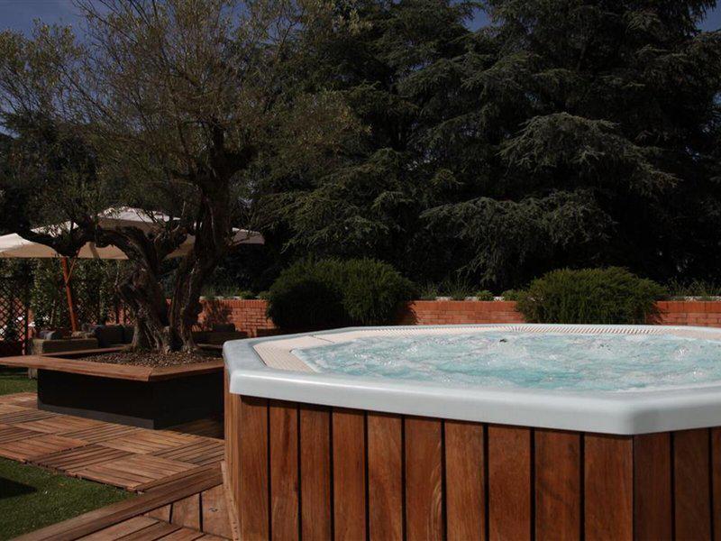 8226C0DDC88DCEBE11F8B58BAE7F51C4