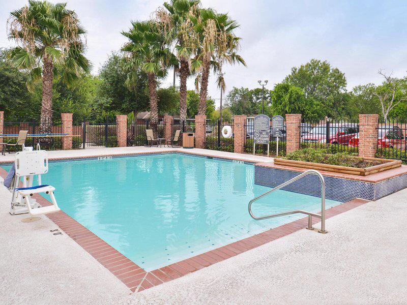 99F0BD991209B6947F710BDDC5E6A6BF